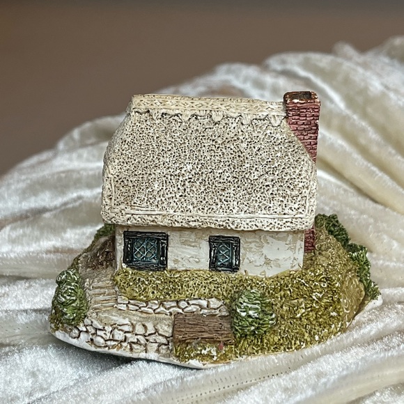 Lilliput Lane Riverview Cottage Handmade in UK 1987 English Collection Midlands - Picture 3 of 10